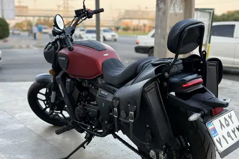 هیوسانگ، اکوئیلا 250