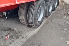 طارق، تریلر