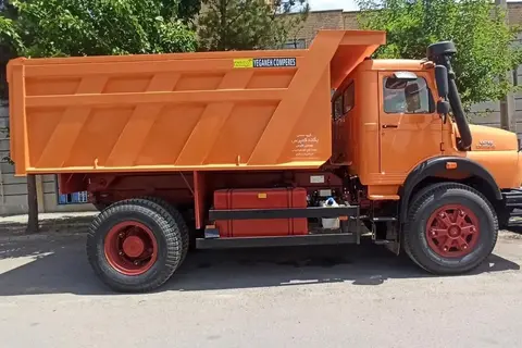 مرسدس بنز، آکتروس