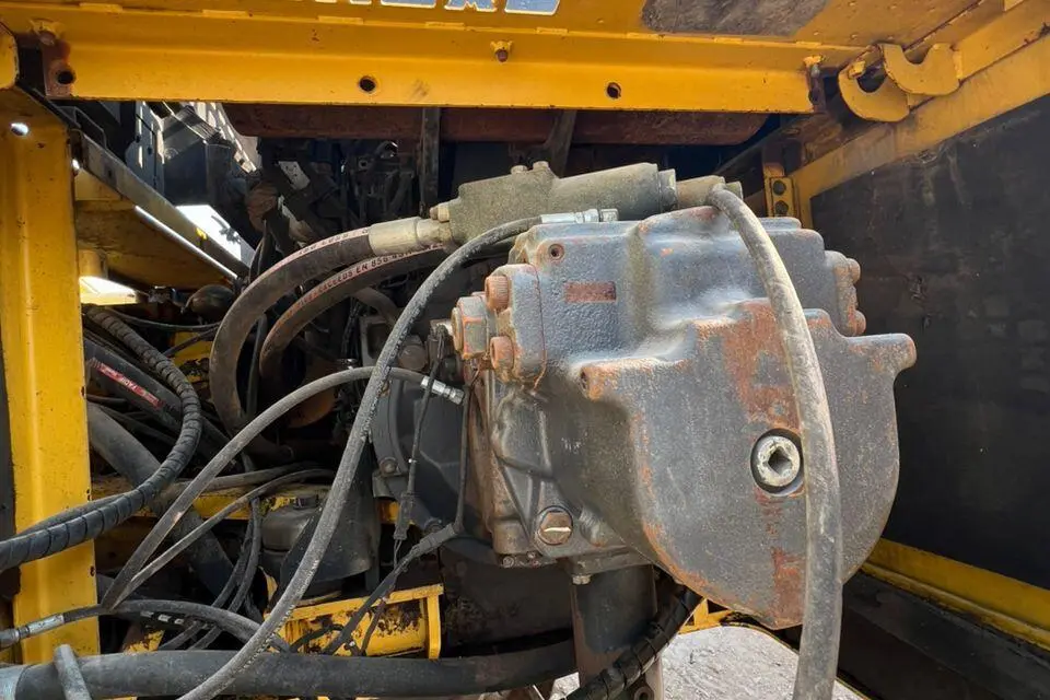 کوماتسو،  PC400