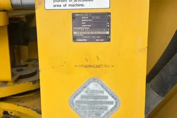 کوماتسو،  WA 600