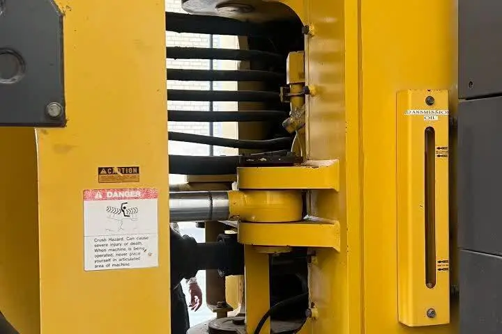 کوماتسو،  WA 600