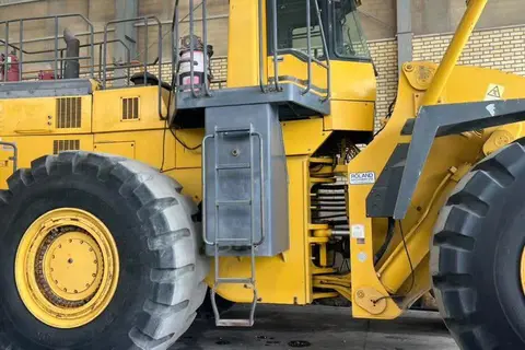 کوماتسو، WA 600