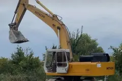هیتاچی، FH220