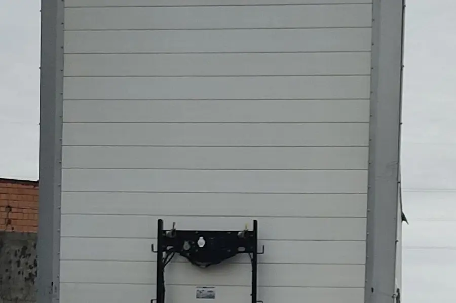 ماموت، تریلر