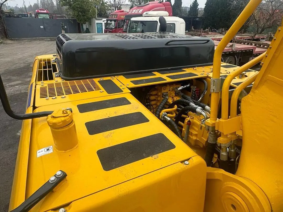 کوماتسو  PC350