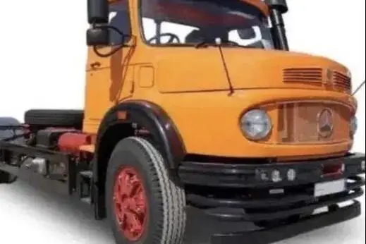 خاور  813