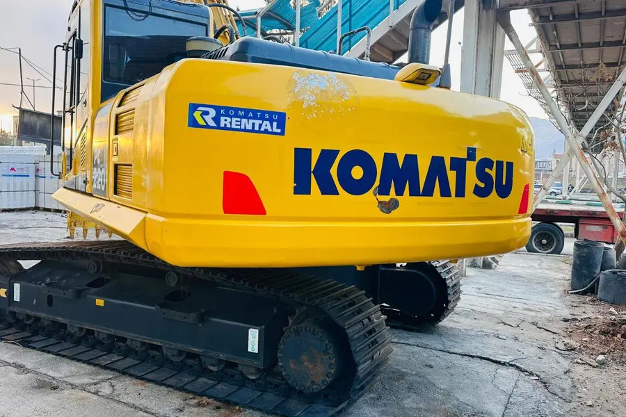 کوماتسو، PC 220