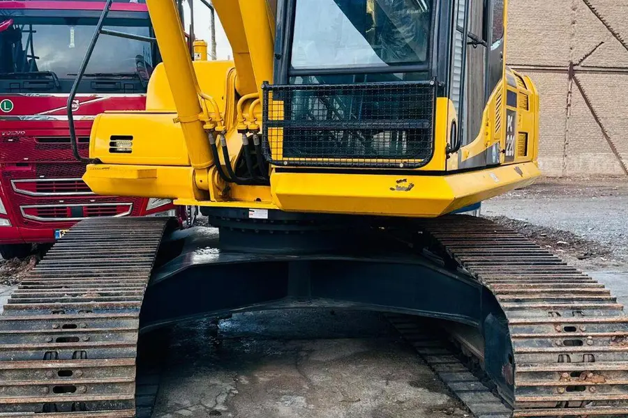 کوماتسو، PC 220