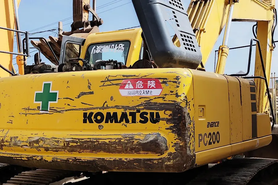 کوماتسو، PC 200