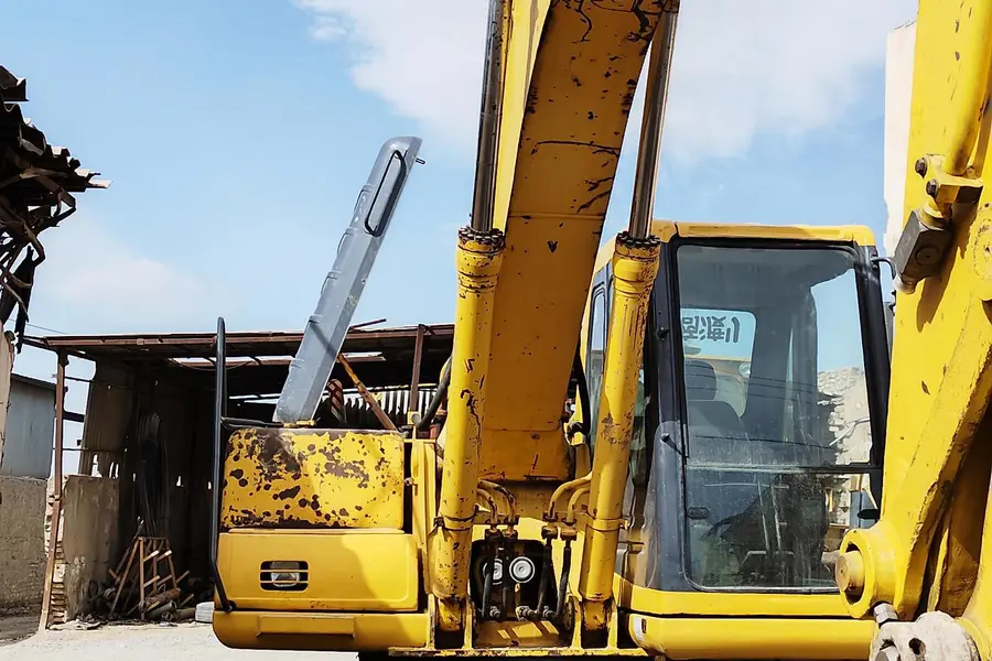 کوماتسو، PC 200