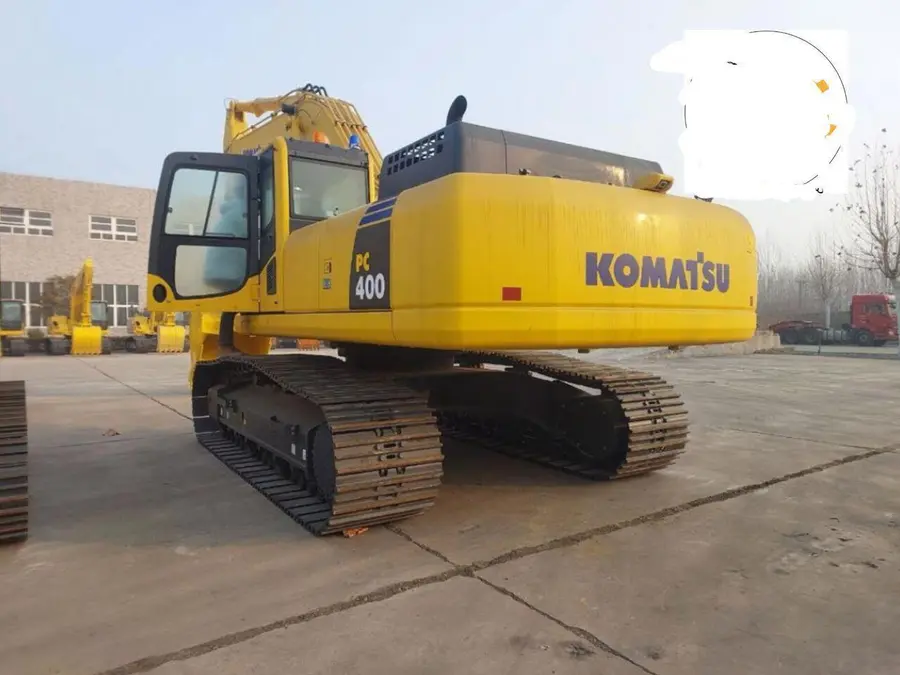 کوماتسو، PC400