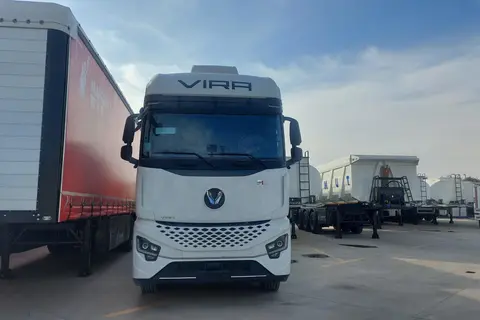 شاکمان، Y3