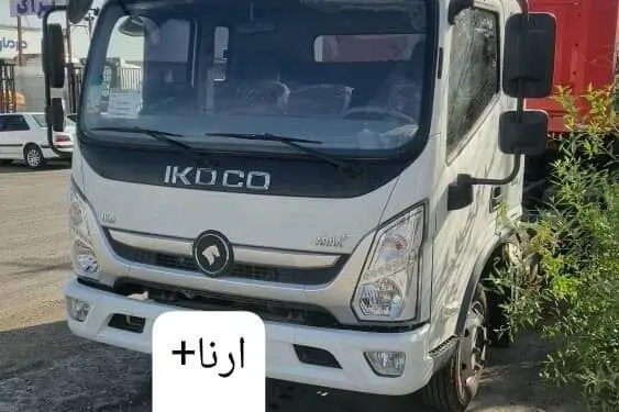 ایران خودرو دیزل،  آریا