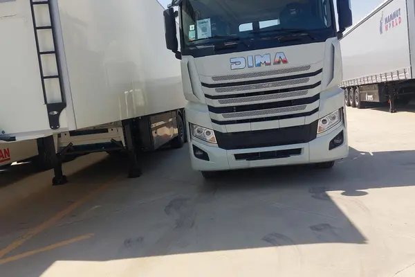 مایان  دیما