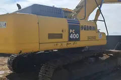 کوماتسو، PC400