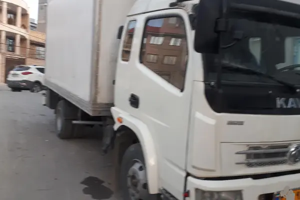 کاویان  K106