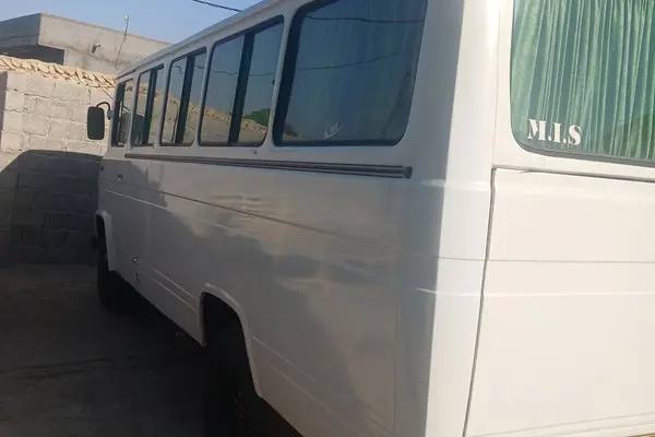مرسدس بنز  O309