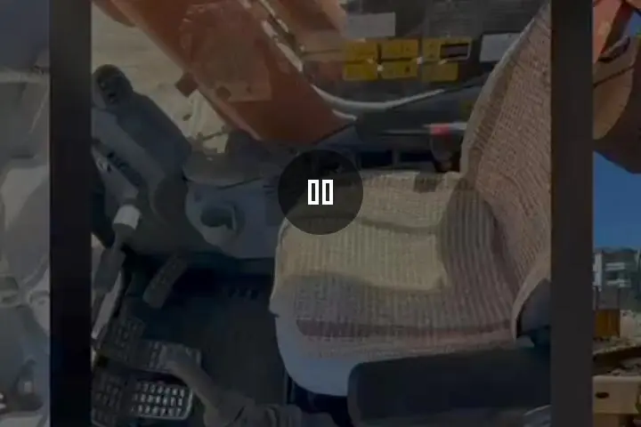 هیتاچی، ZX890